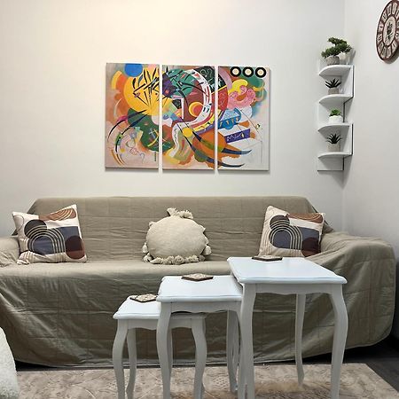 Main Street Retreat Apartment With Free Parking Szarajevó Kültér fotó