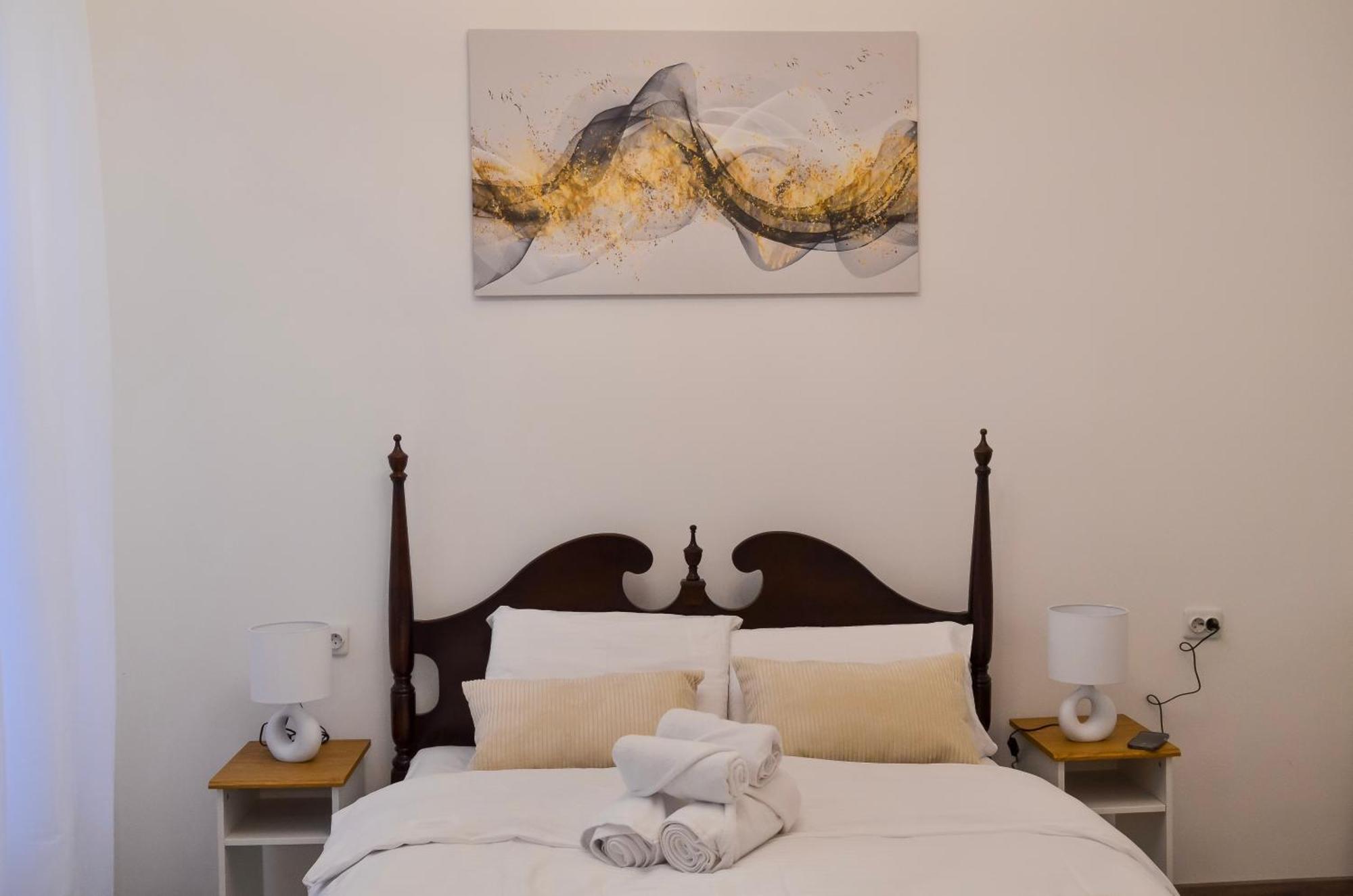Main Street Retreat Apartment With Free Parking Szarajevó Kültér fotó