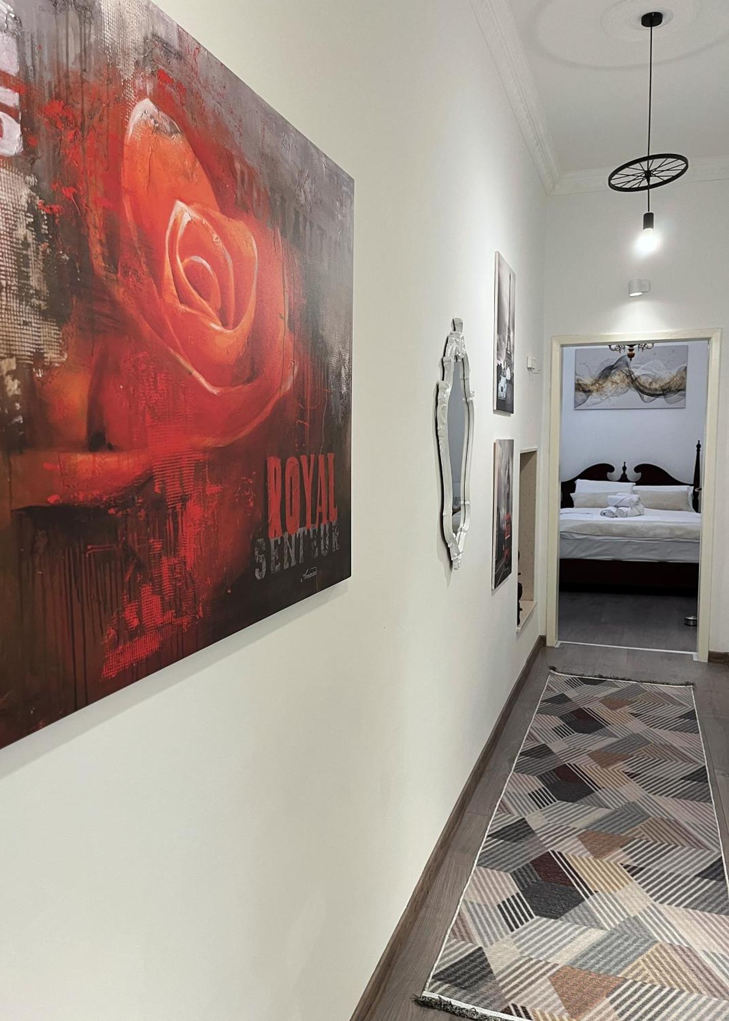 Main Street Retreat Apartment With Free Parking Szarajevó Kültér fotó