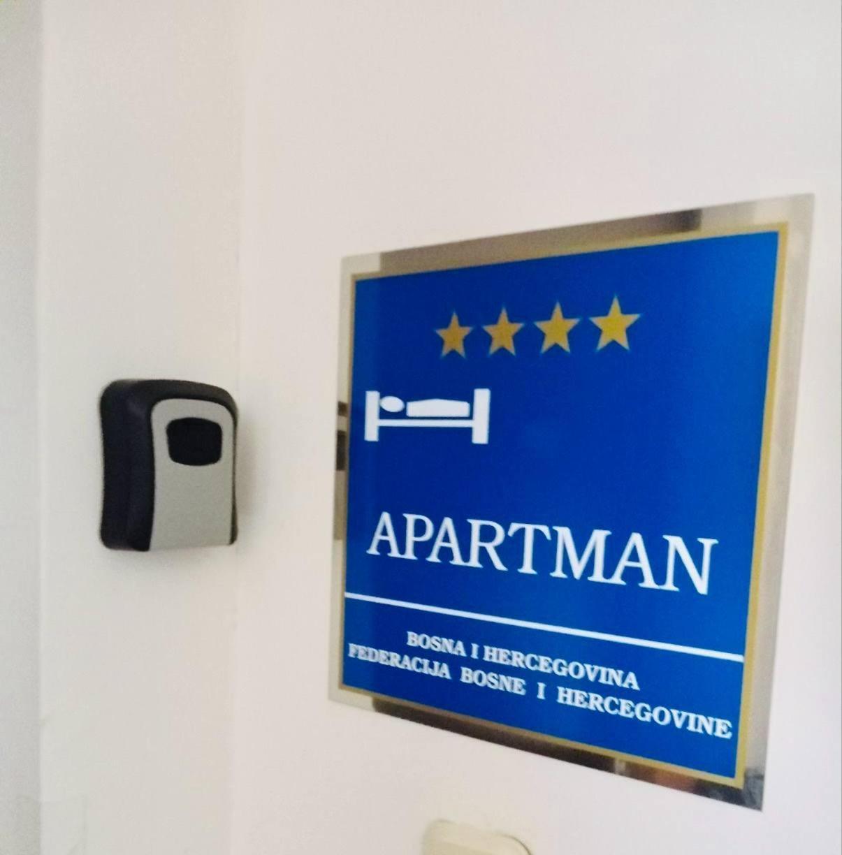 Main Street Retreat Apartment With Free Parking Szarajevó Kültér fotó